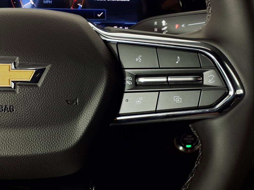 2026 Chevrolet Suburban LT photo 9
