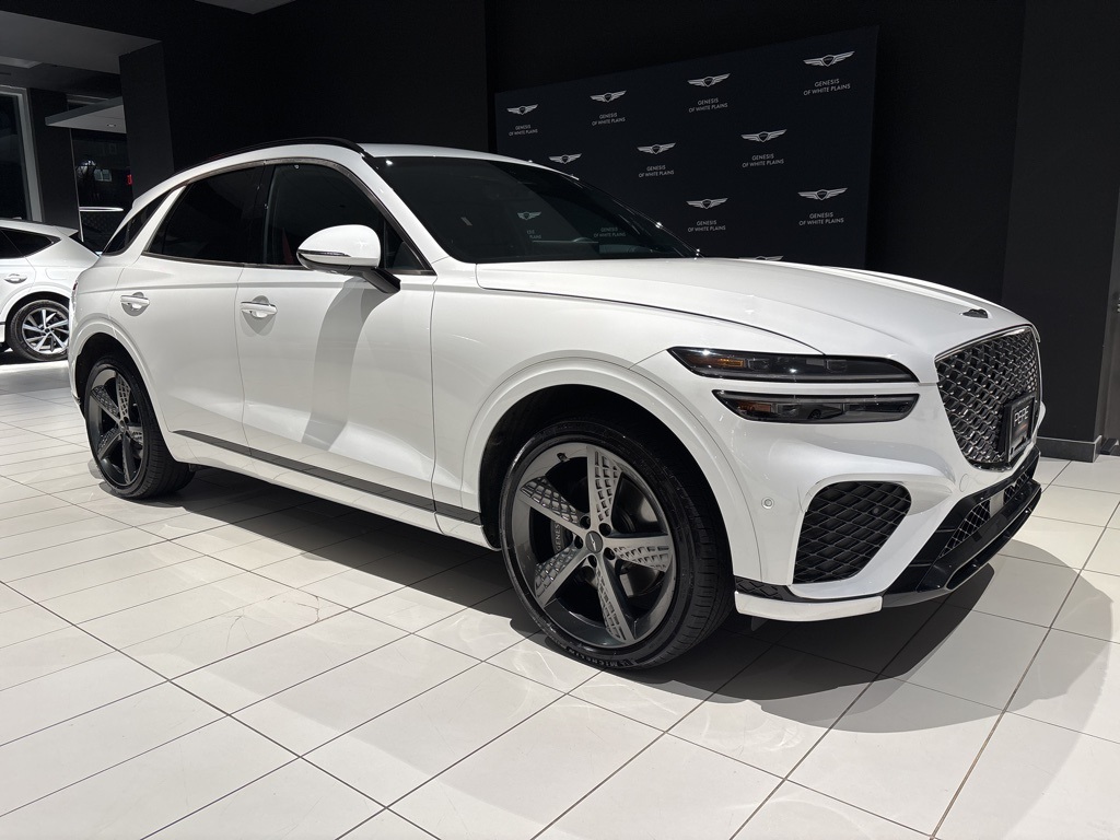 2023 GENESIS GV70 Sport's photo