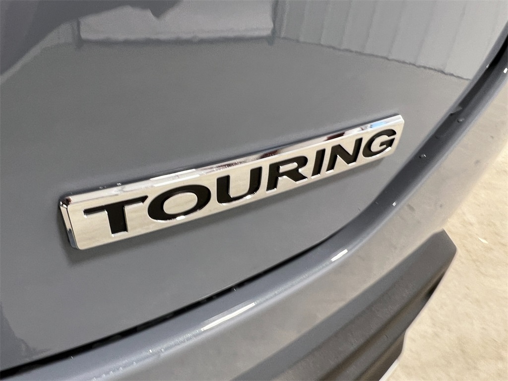 2025 Honda Pilot Touring photo 4