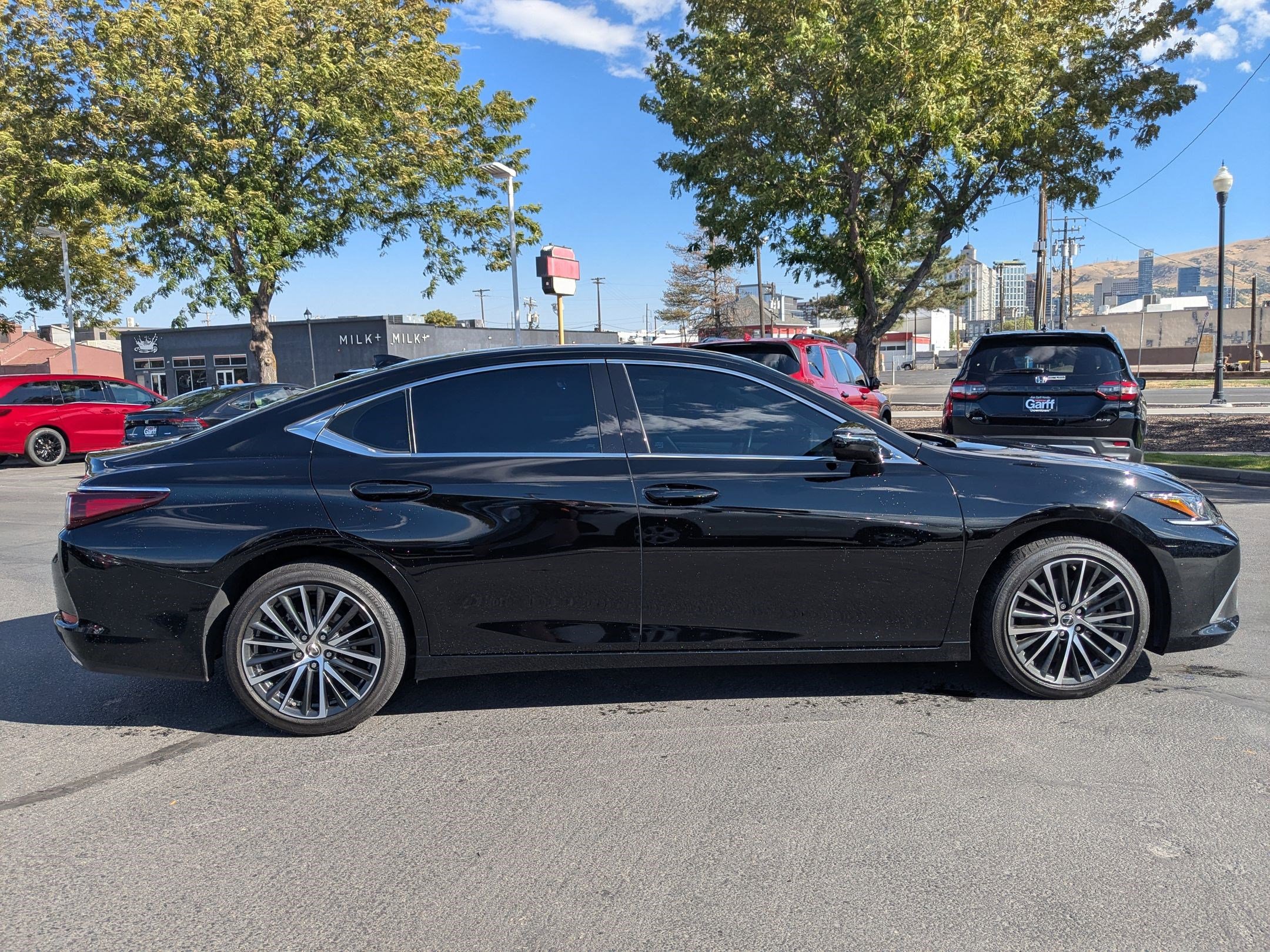 2024 Lexus ES 350 Premium photo 3