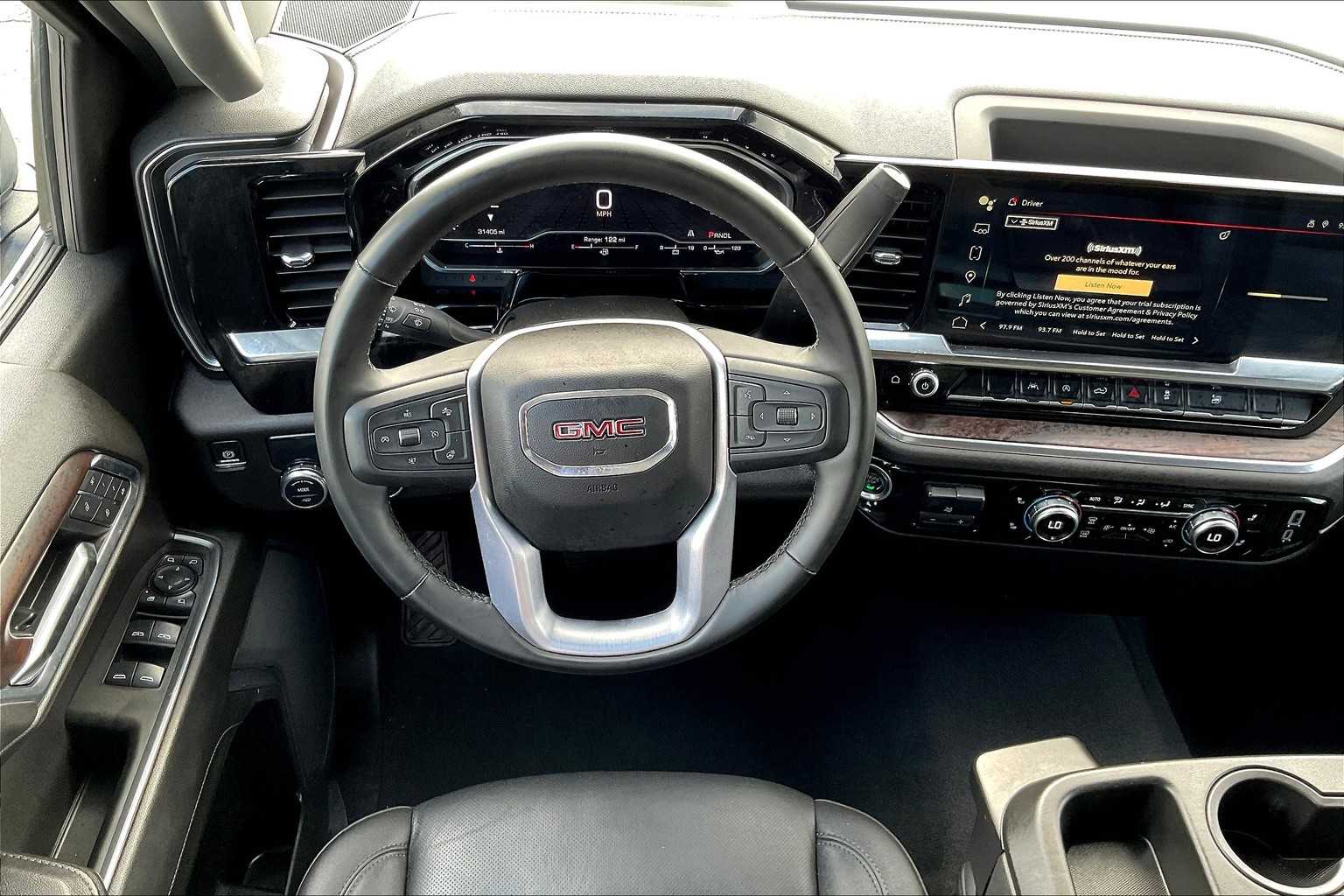 2025 Gmc Sierra 1500 SLT photo 4
