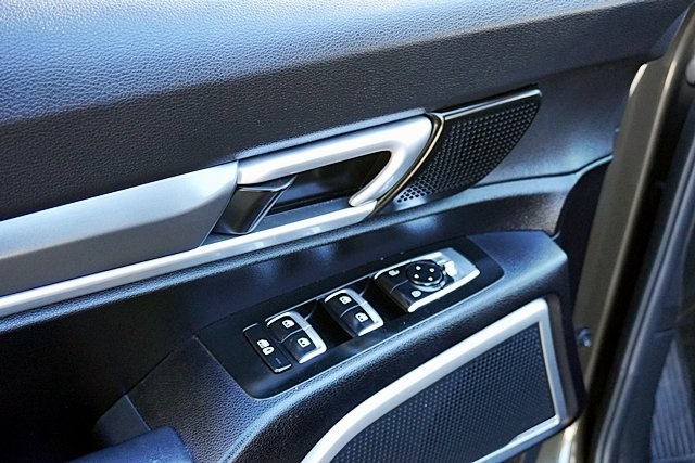 Used 2022 Green Kia S image 14