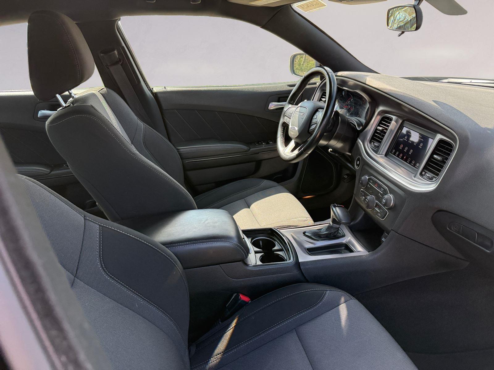 2021 Dodge Charger SXT photo 15
