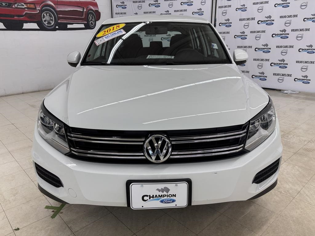Used 2017 Volkswagen Tiguan Limited Base with VIN WVGAV7AX2HK048024 for sale in Erie, PA