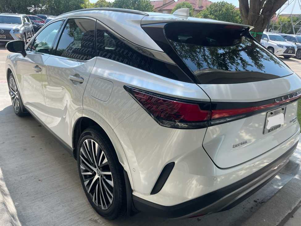 2023 Lexus RX Premium photo 4