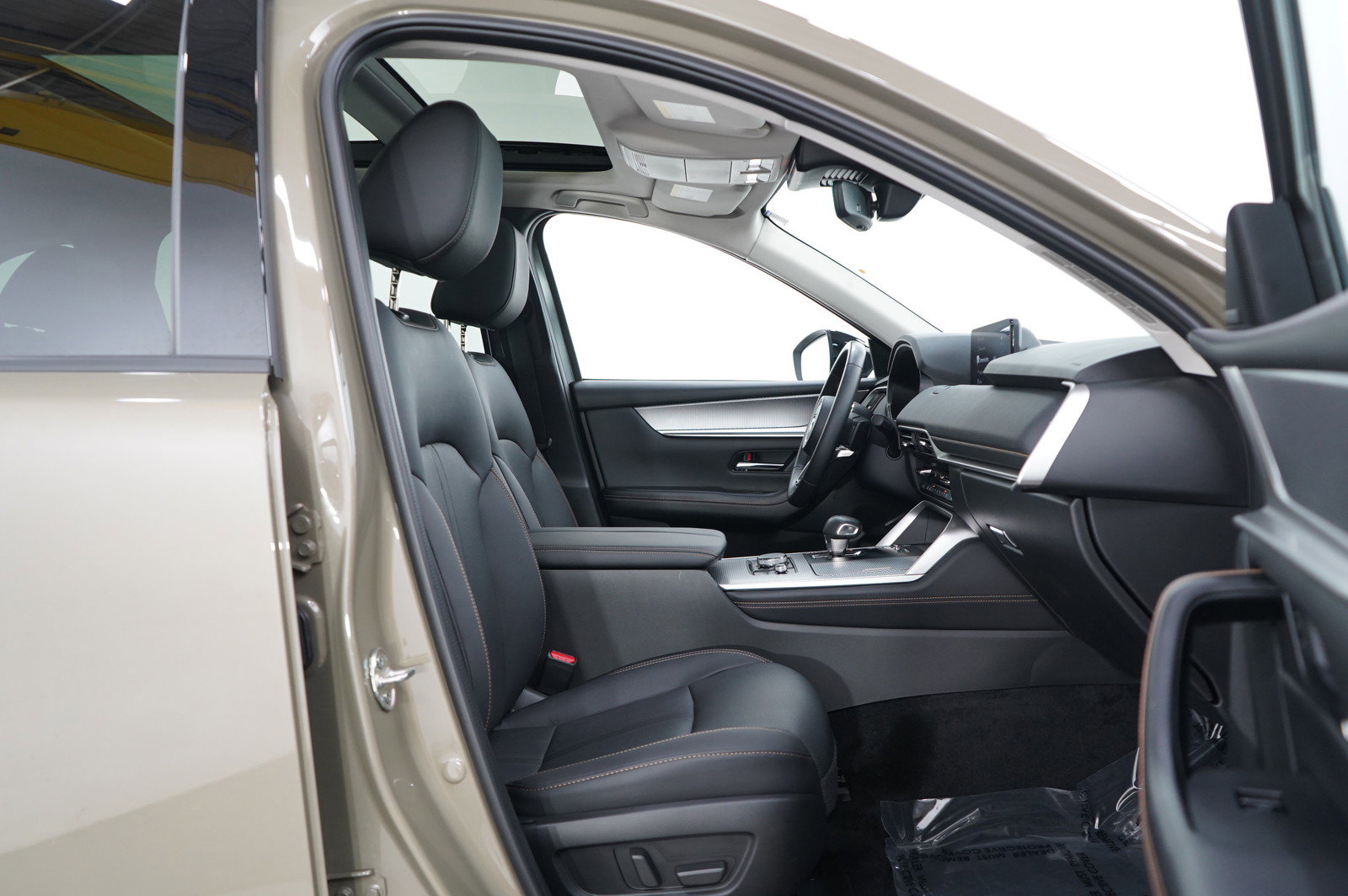 2025 Mazda CX-70 Premium photo 10
