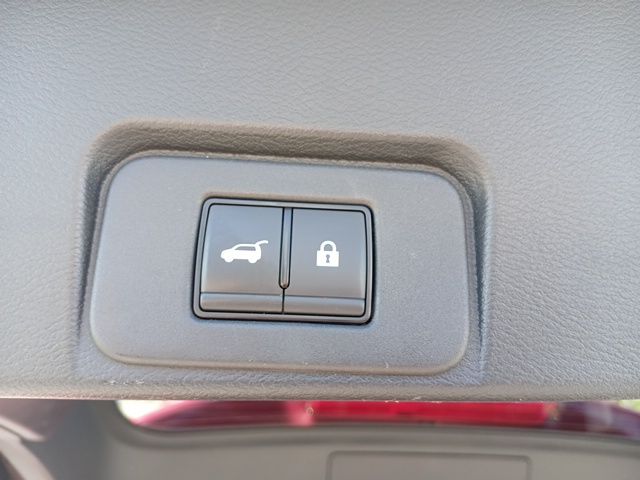 2024 Nissan Rogue SV photo 9