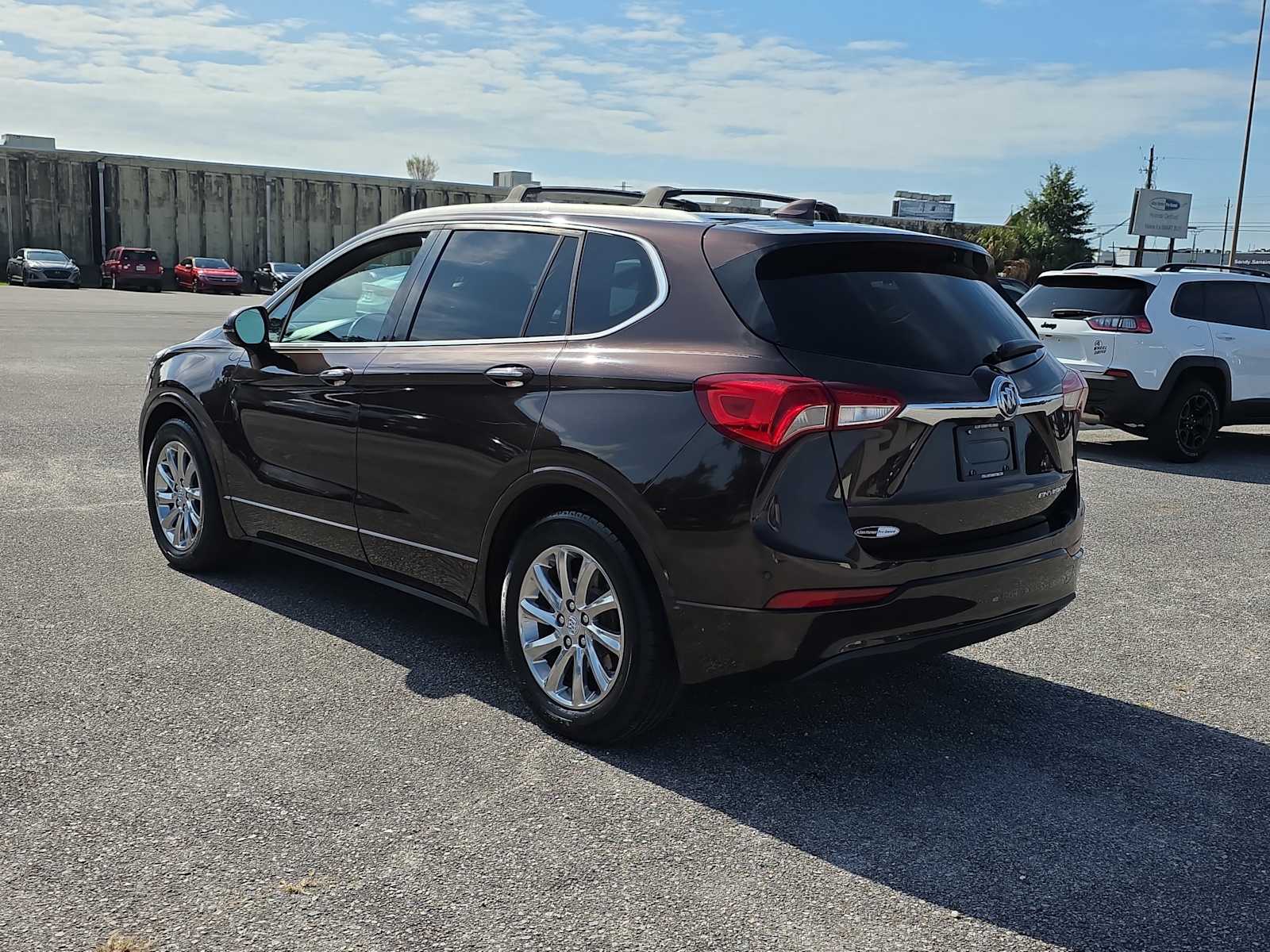 2020 Buick Envision Essence photo 3