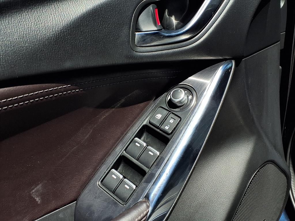 2017 Mazda Mazda6 Touring photo 16