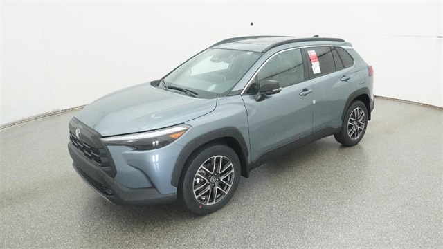 2026 Toyota Corolla Cross XLE's photo