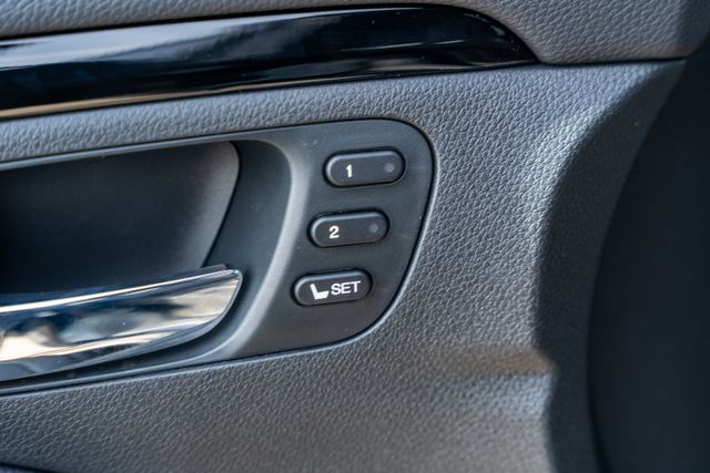 2025 Honda Ridgeline Black Edition photo 17