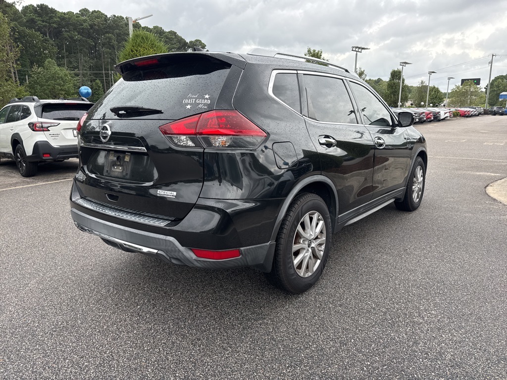 2019 Nissan Rogue S photo 5