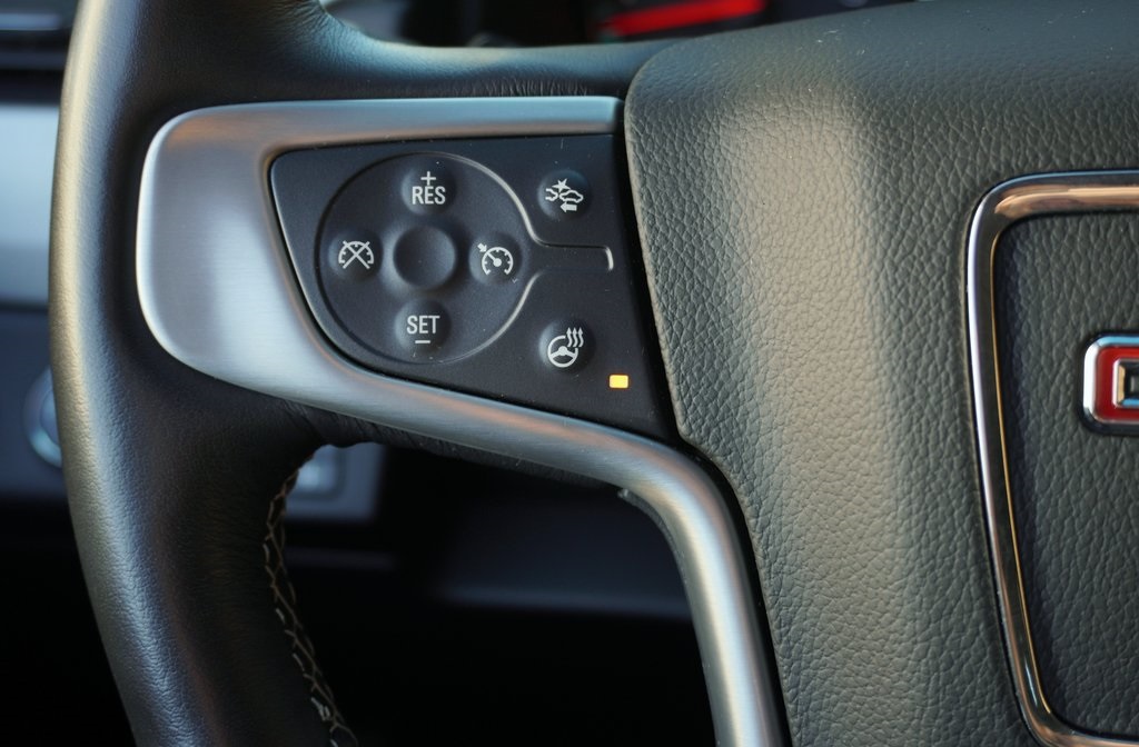 2018 GMC YUKON - Image 15