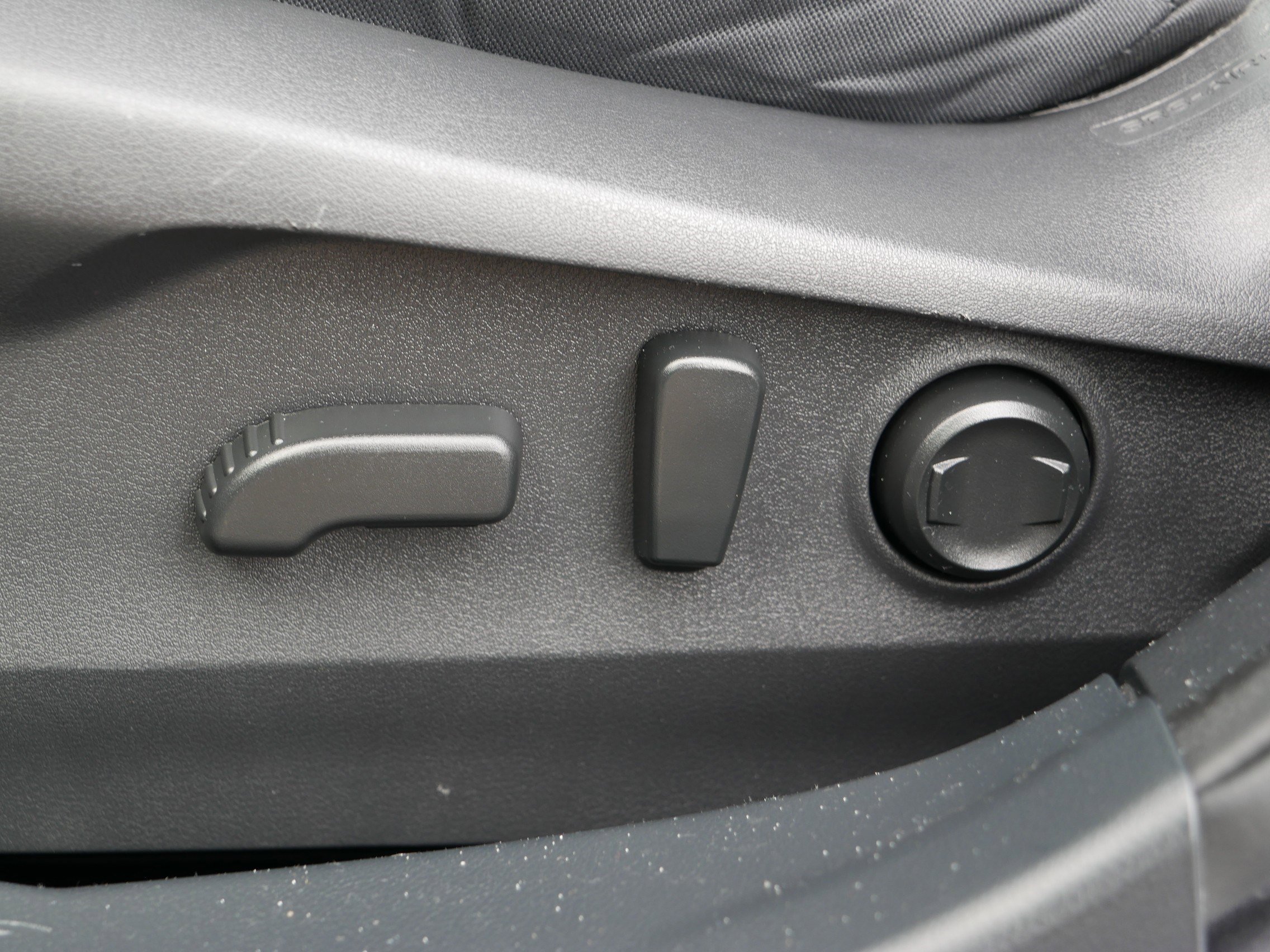 2022 Subaru Outback Premium photo 19