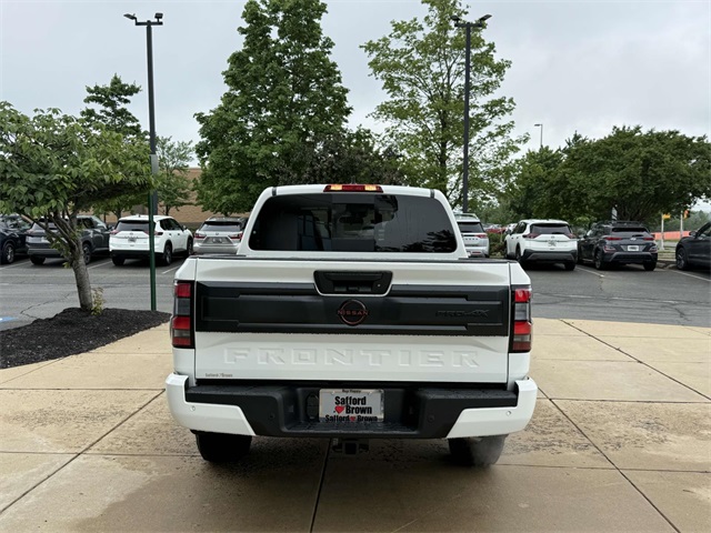 2025 Nissan Frontier PRO-4X photo 16
