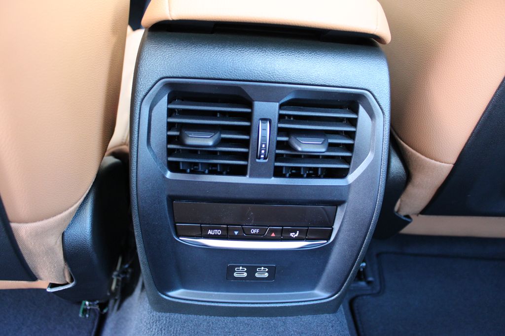 2025 Bmw 330i xDrive photo 36