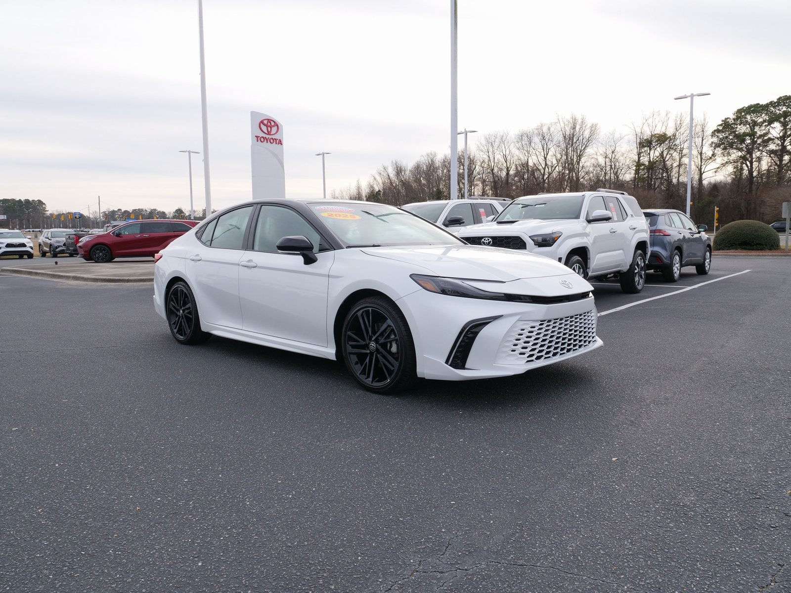 2025 Toyota Camry XSE's photo