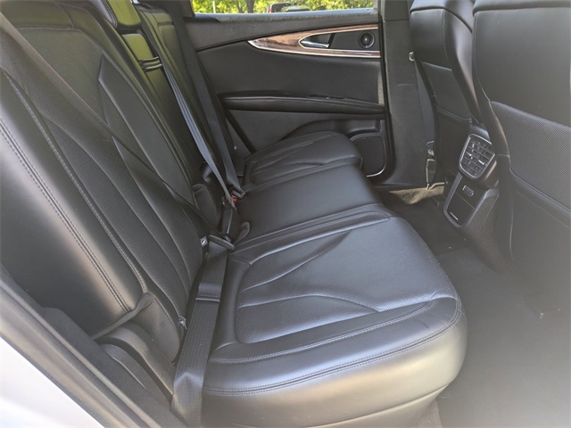 2019 Lincoln Nautilus Reserve photo 26