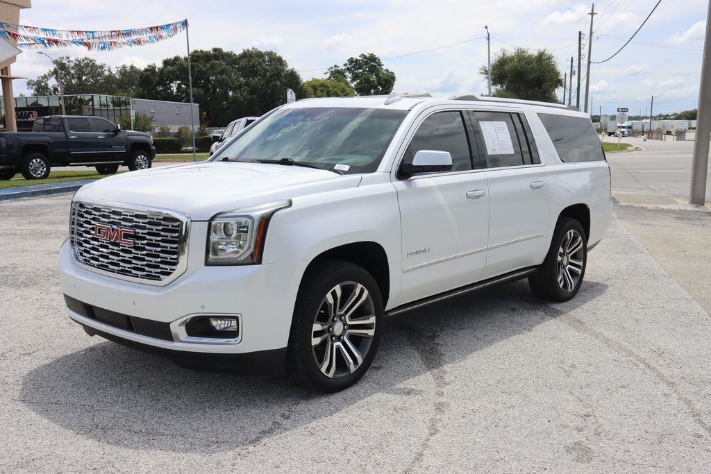 2020 Gmc Yukon XL Denali photo 3