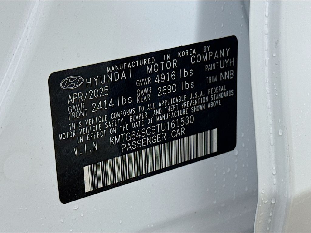 2026 Genesis G70 2.5T AWD photo 30