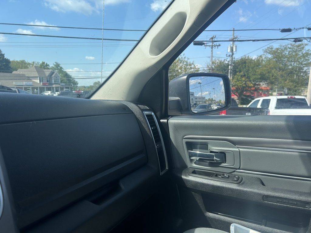 2022 Ram 1500 Classic SLT photo 19
