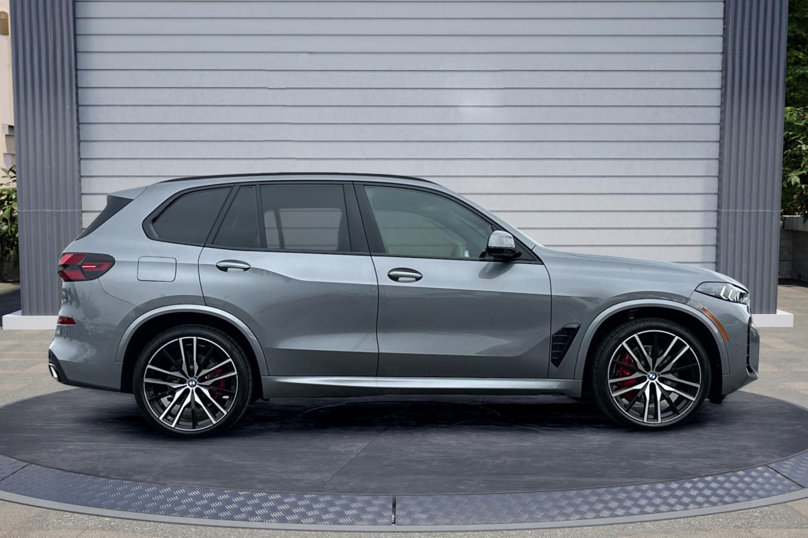 2026 Bmw X5 xDrive40i photo 2