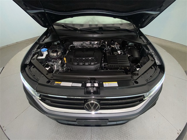2022 Volkswagen Tiguan SE R-Line Black photo 25