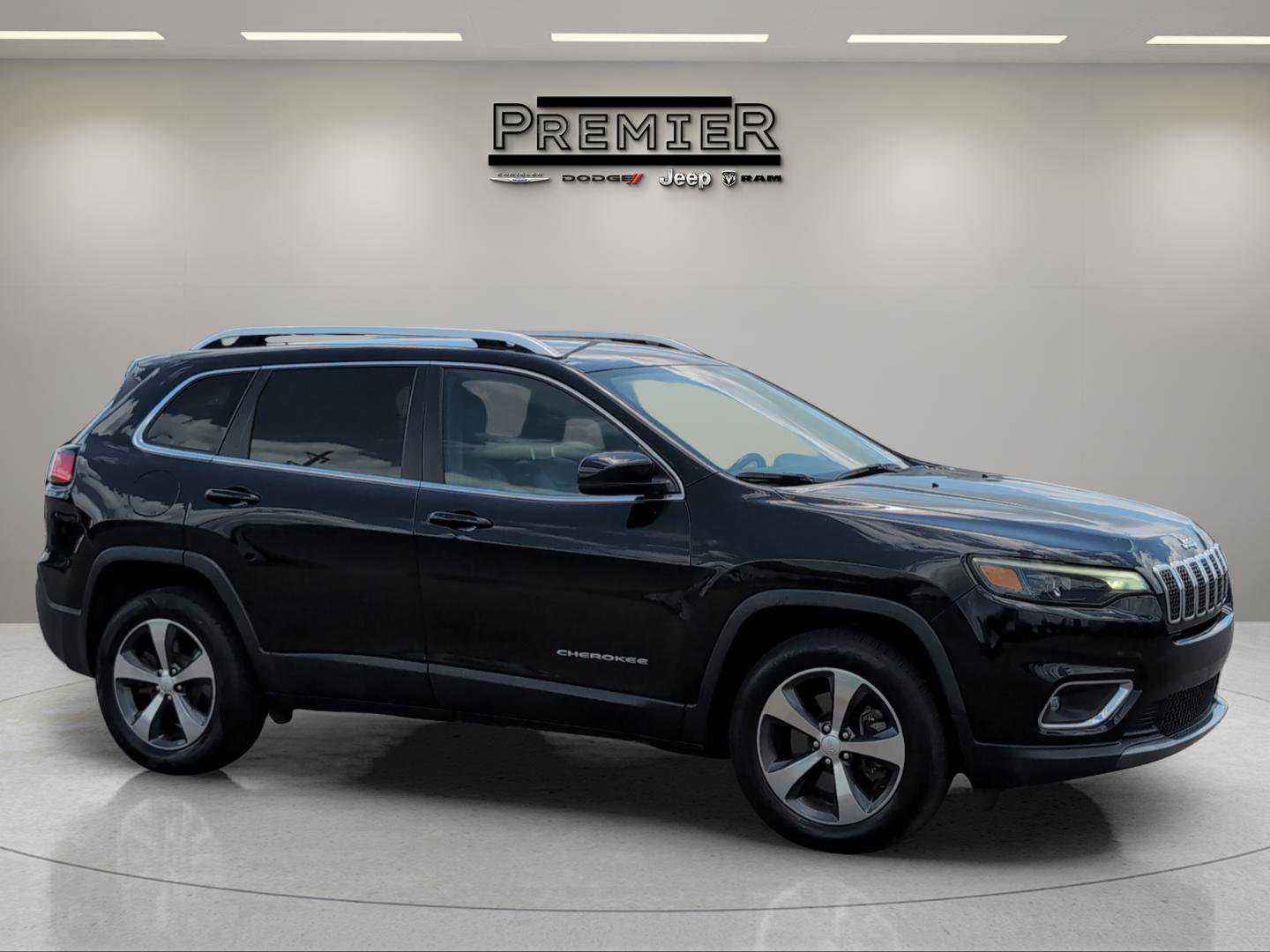 2020 Jeep Cherokee Limited photo 3