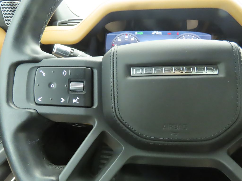 2021 Land Rover Defender 90 X photo 10
