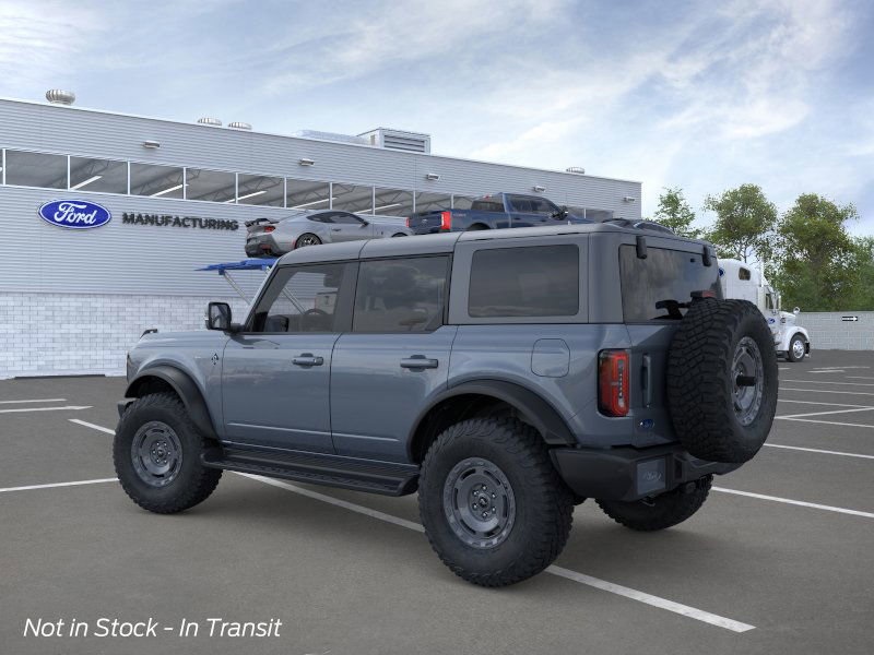 2025 Ford Bronco Outer Banks photo 4