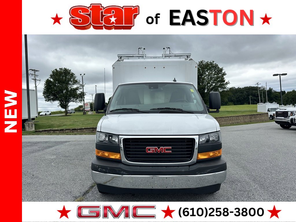 2025 Gmc Savana Cutaway 3500 photo 4