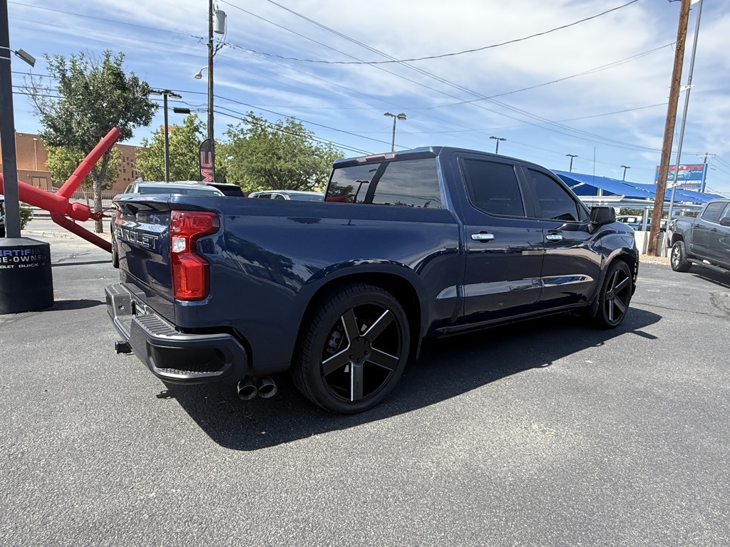 2022 Chevrolet Silverado 1500 RST photo 4