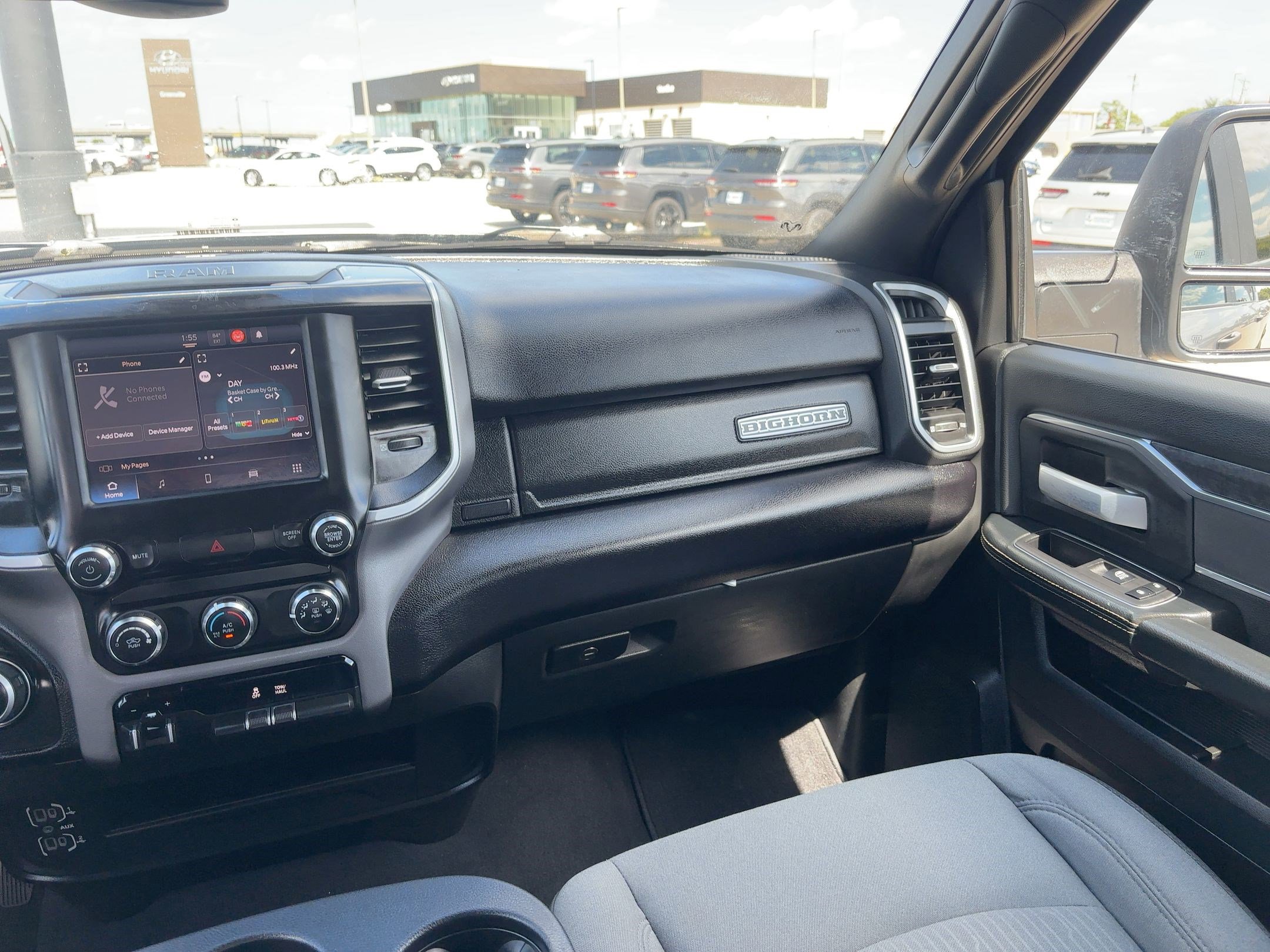 2024 Ram 2500 Big Horn photo 25