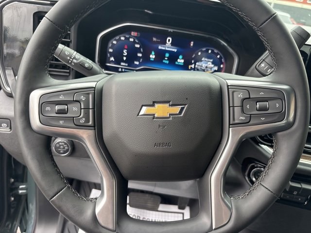 2025 Chevrolet Silverado 3500HD LT photo 23