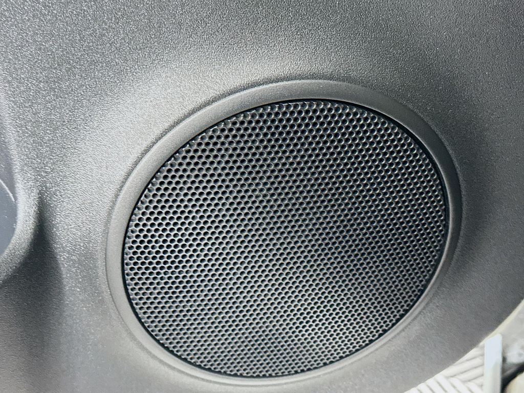 2011 Scion xB Base photo 16