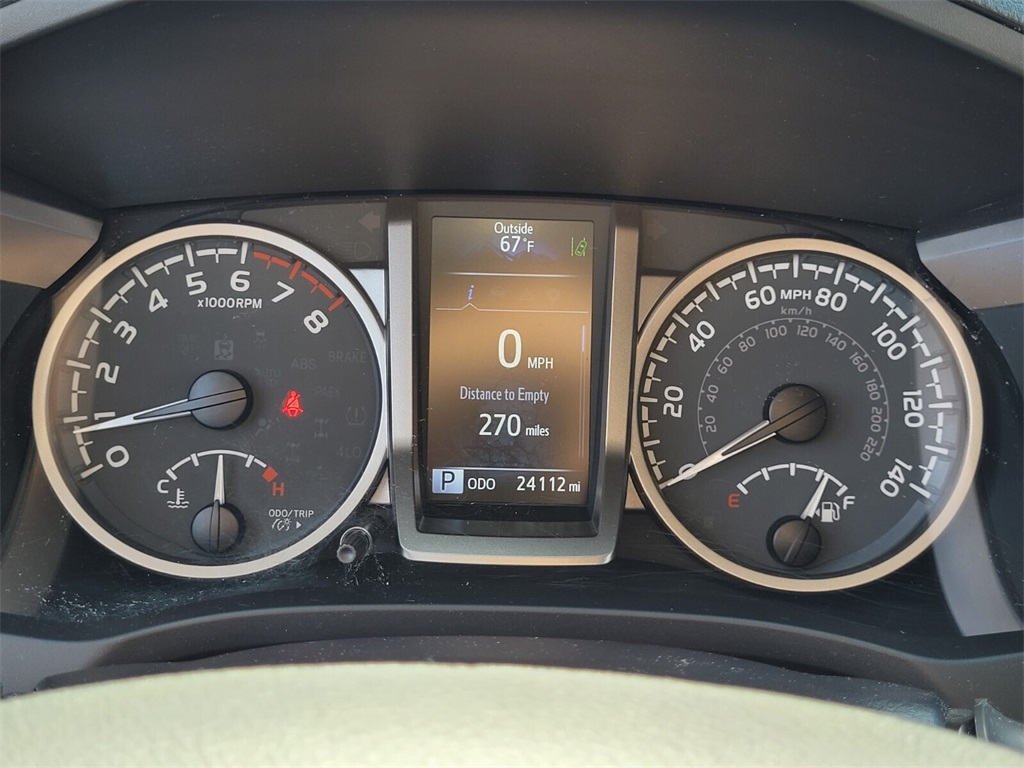 2022 Toyota Tacoma SR5 Double Cab V6 photo 20
