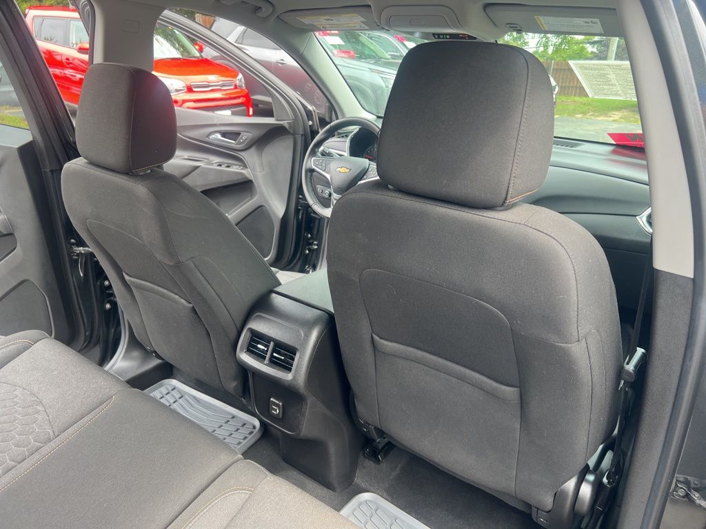 2019 Chevrolet Equinox LT photo 9