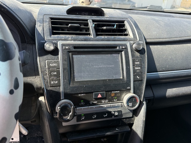 2014 Toyota Camry SE photo 18