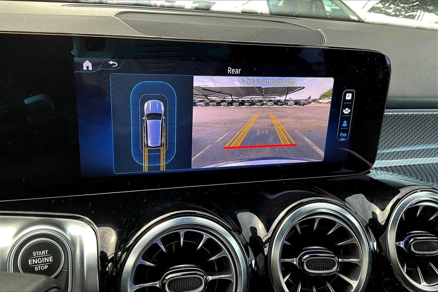 2025 Mercedes Benz GLB 250 4MATIC photo 24