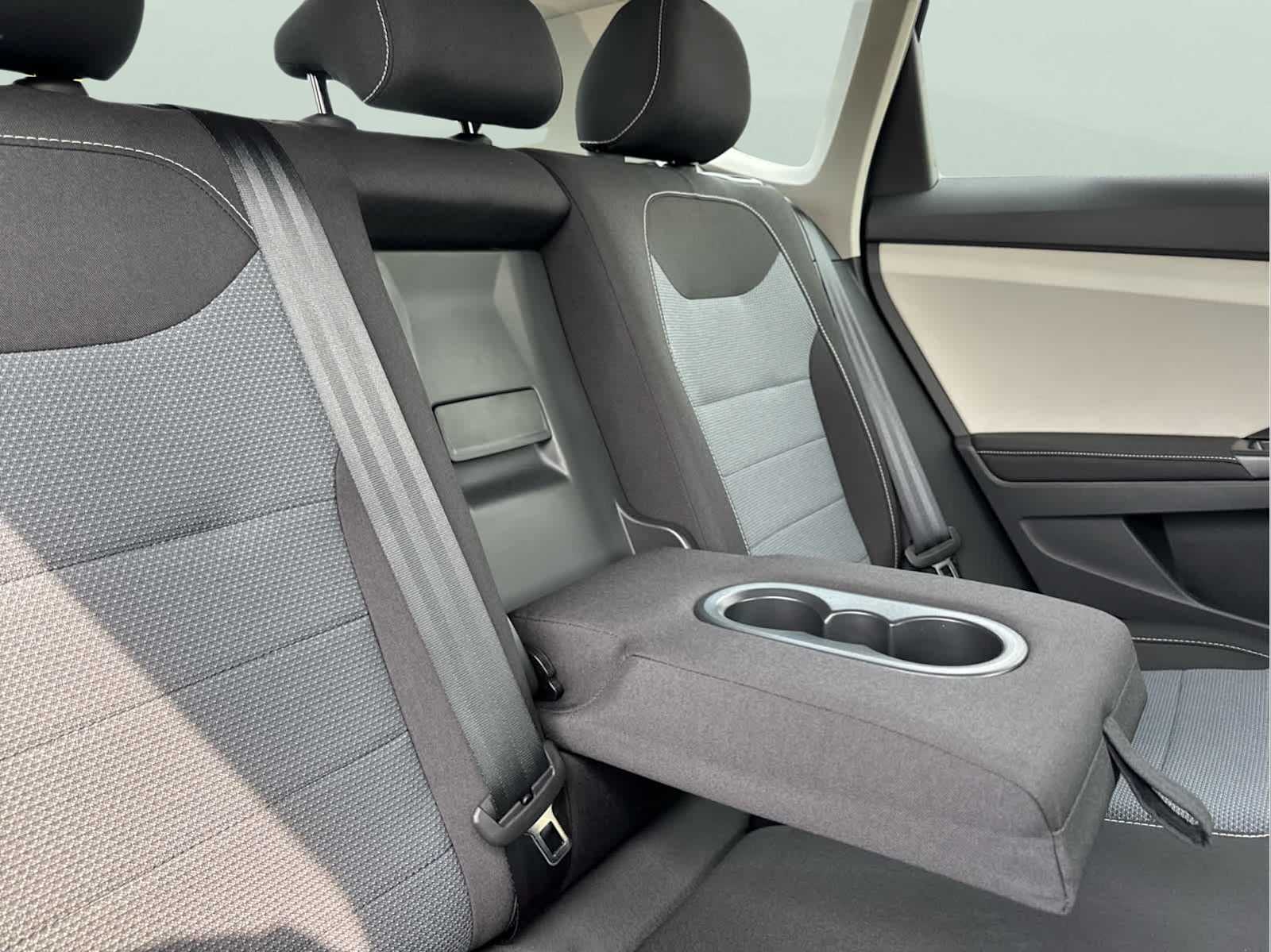 2025 Volkswagen Taos S photo 35