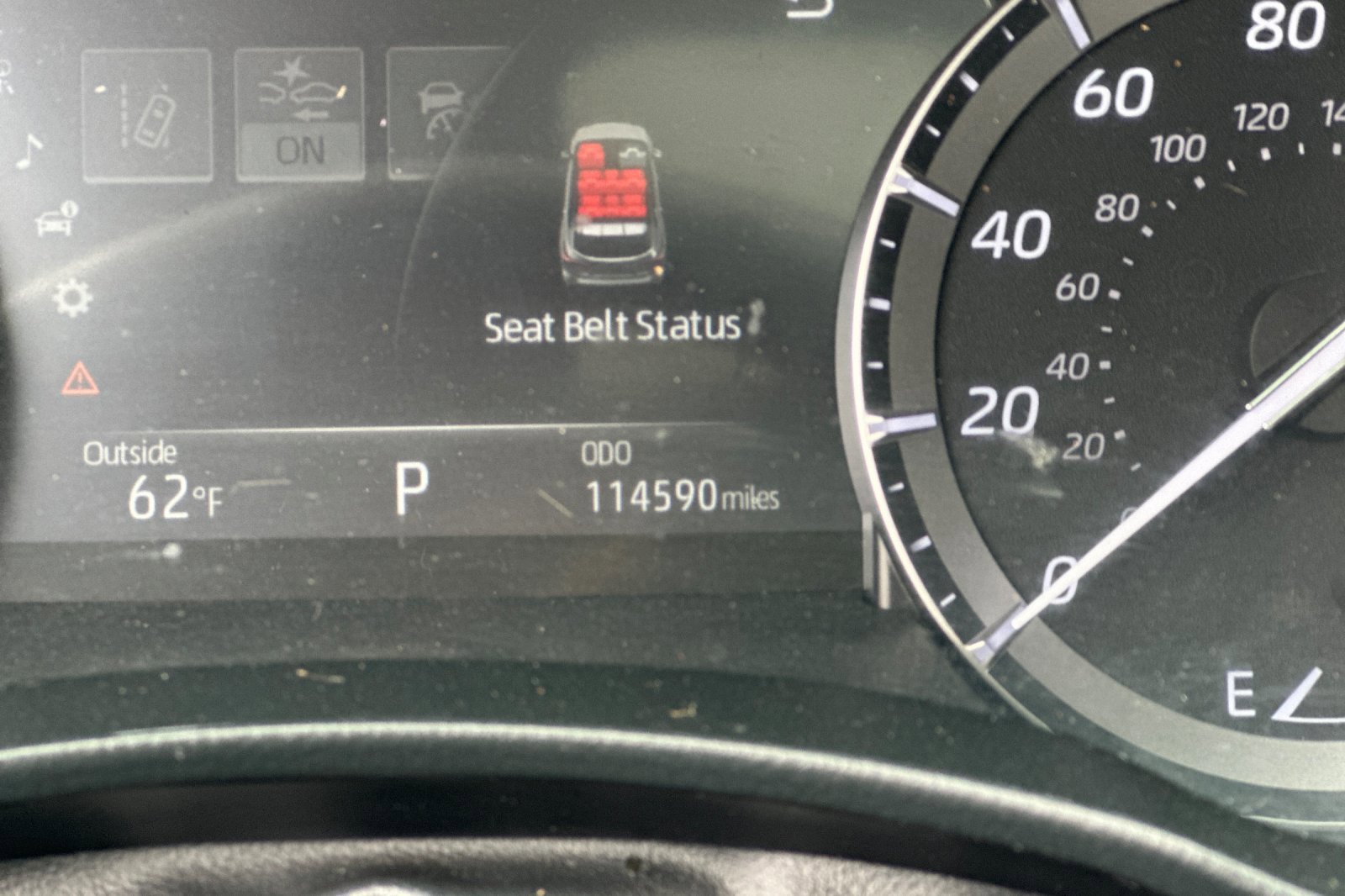 2021 Toyota Highlander XLE photo 25