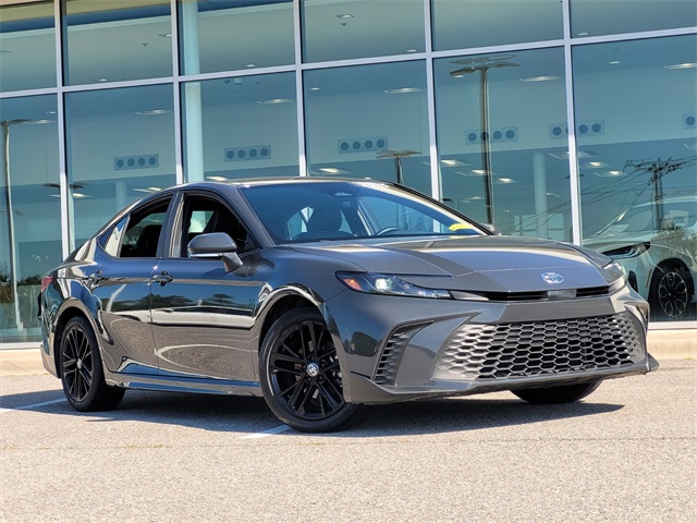 2025 Toyota Camry SE photo 20