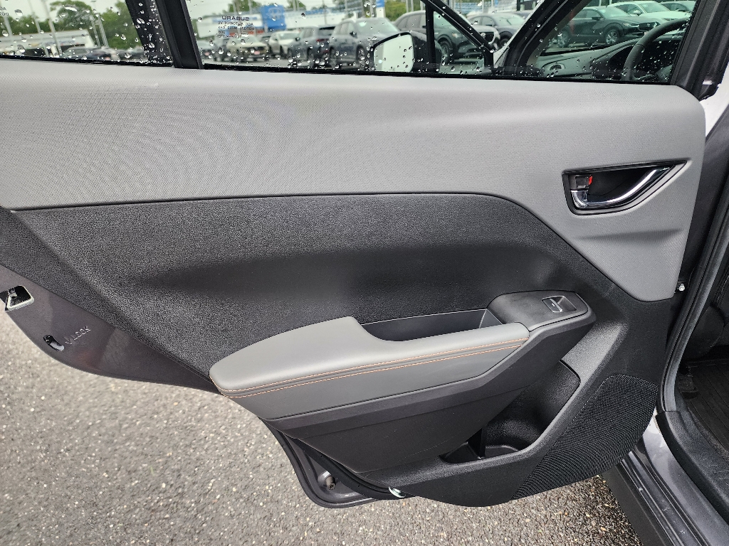 2025 Subaru Crosstrek Limited photo 26