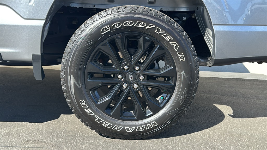2025 Ford F-150 XLT photo 9