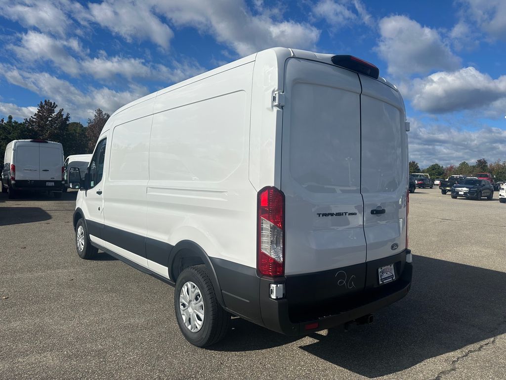 2026 Ford Transit Cargo photo 3