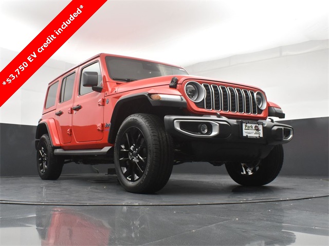 2025 Jeep Wrangler Sahara 4xe photo 18