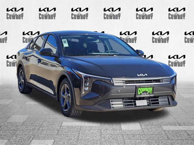 2025 Kia K4 LXS's photo