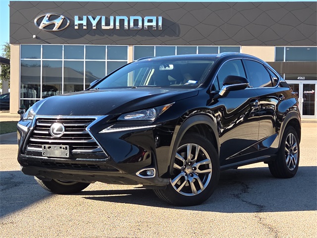 2015 Lexus NX 200t's photo