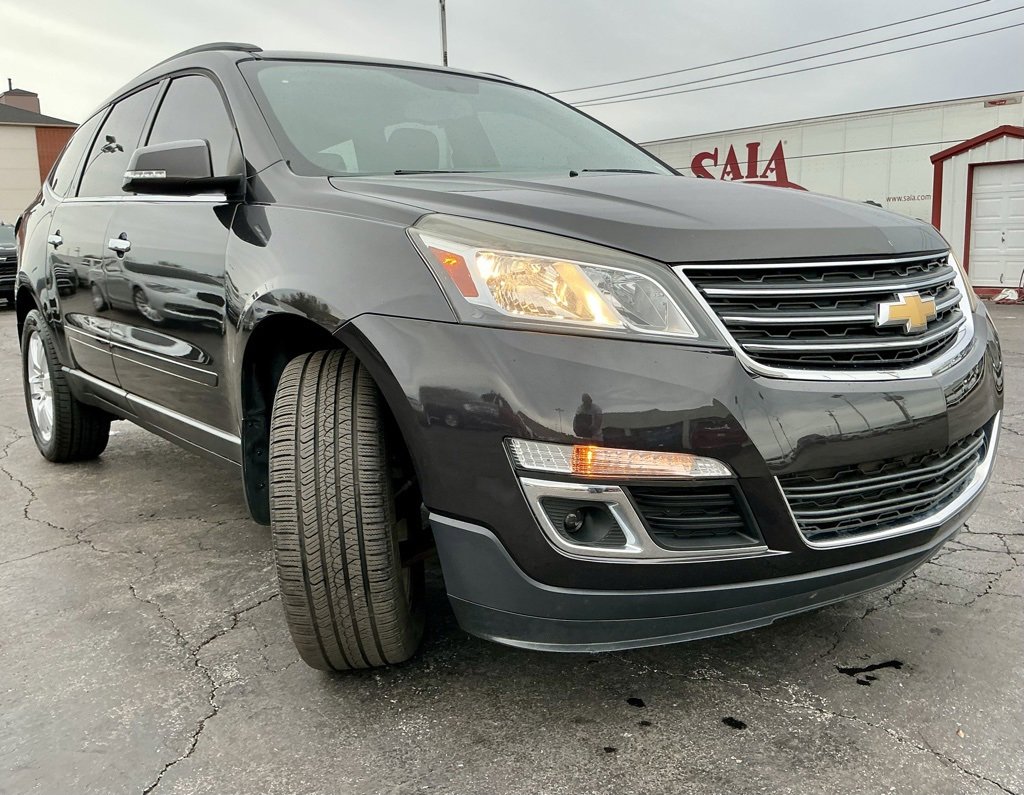 Image of Pre-Owned 2016 Chevrolet Traverse LT