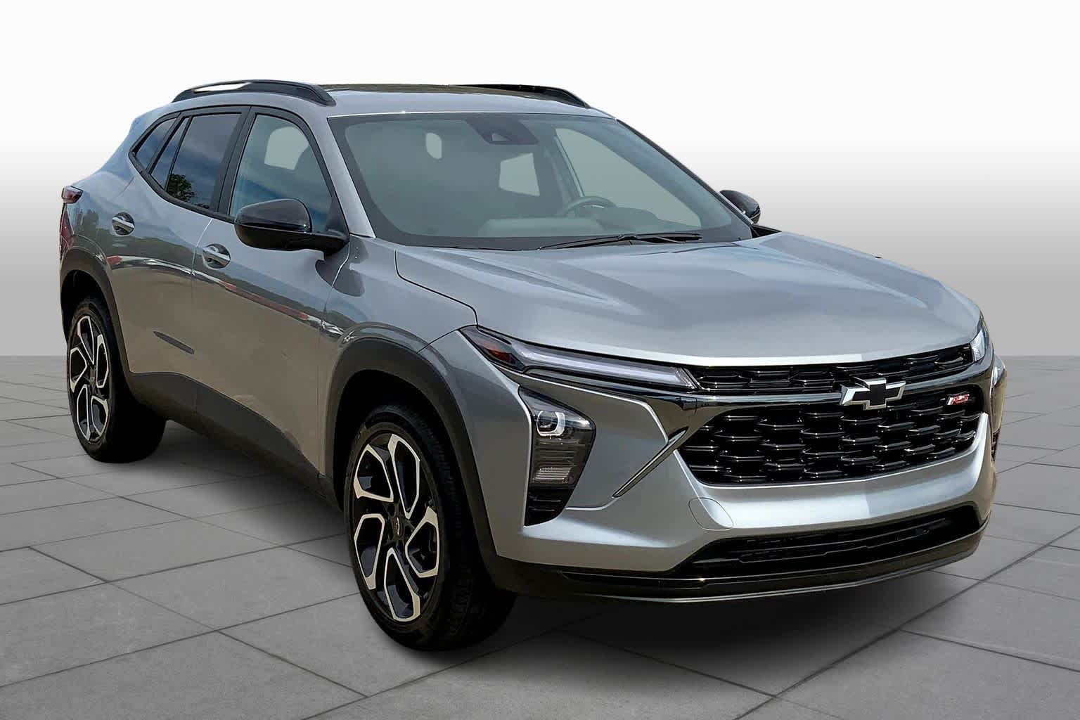 2025 Chevrolet Trax photo 3